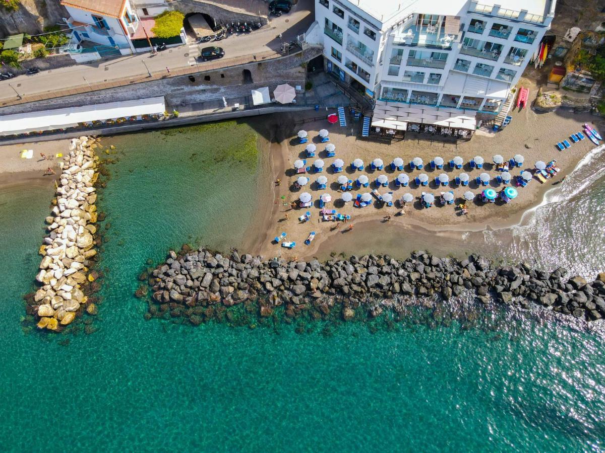 Hotel Giosue' A Mare Sorrento Meta Eksteriør billede